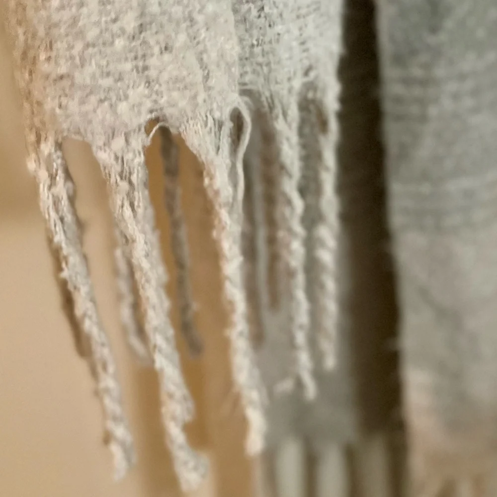 Mer Sea Gray and White Ombré Scarf